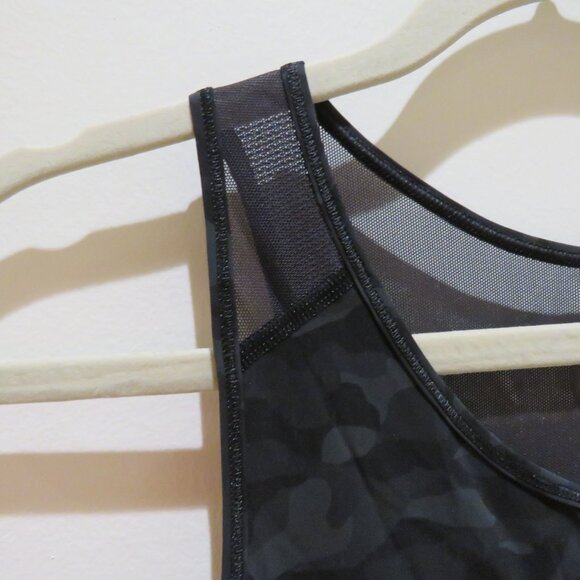 LULULEMON Sculpt Tank II Top in Sequoia Camo Print Deep Coal Black Workout Gym - Picture 6 of 14